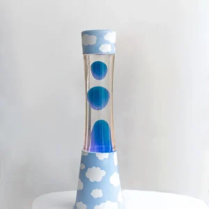 Lampada lava e nuvole